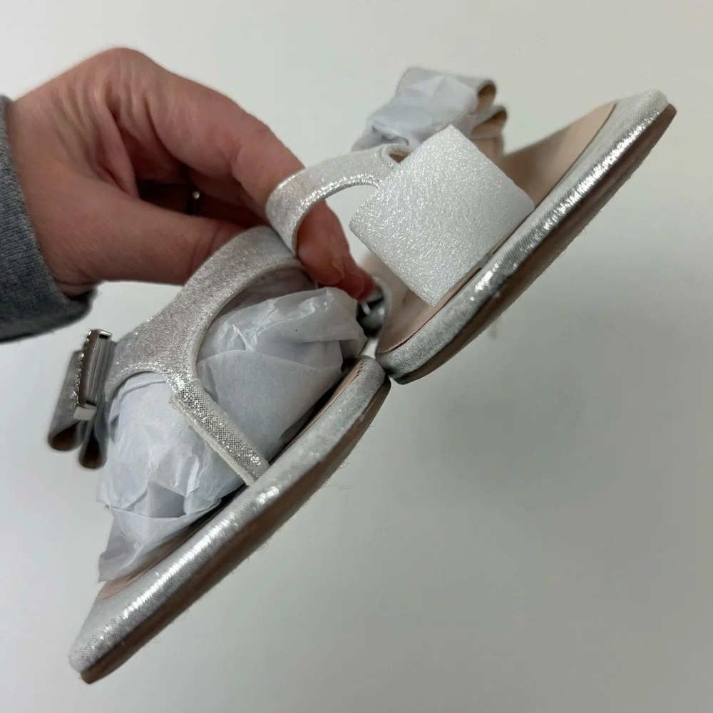 Jones New York Verdanta Slide Sandal Womens 7.5M Silver Slip On Low Heel NEW